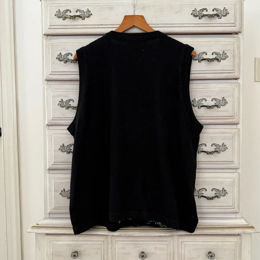 Victoria Jones Vintage Christmas Embroidered Sweater Vest - Picture 3 of 4